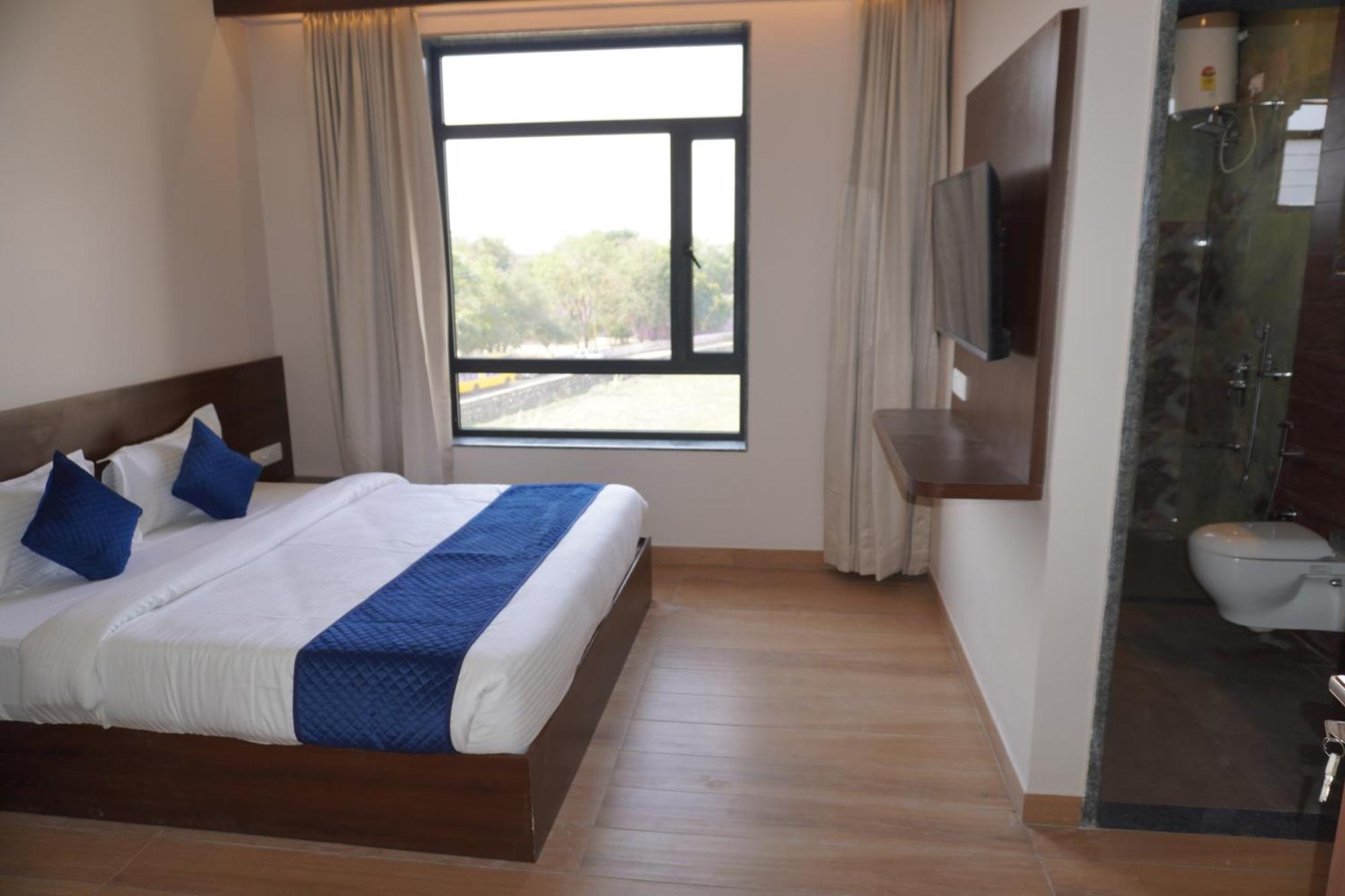 Hotel Sisodiya Palace Khatu Екстер'єр фото